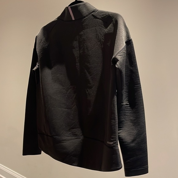 New balance sweater, small, dark charcoal grey colour, great condition - Picture 3 of 8